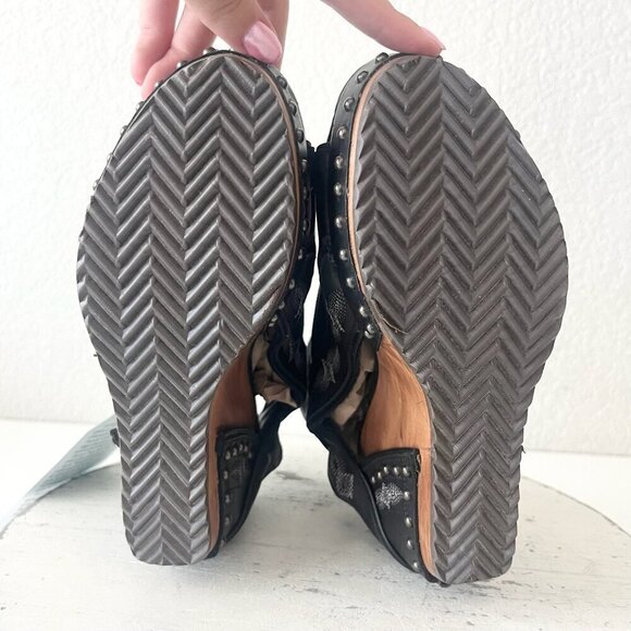 Lane Boots LEXINGTON Womens Black Wedges 6 Western Sandals Cowgirl Wooden Heel - Picture 8 of 11